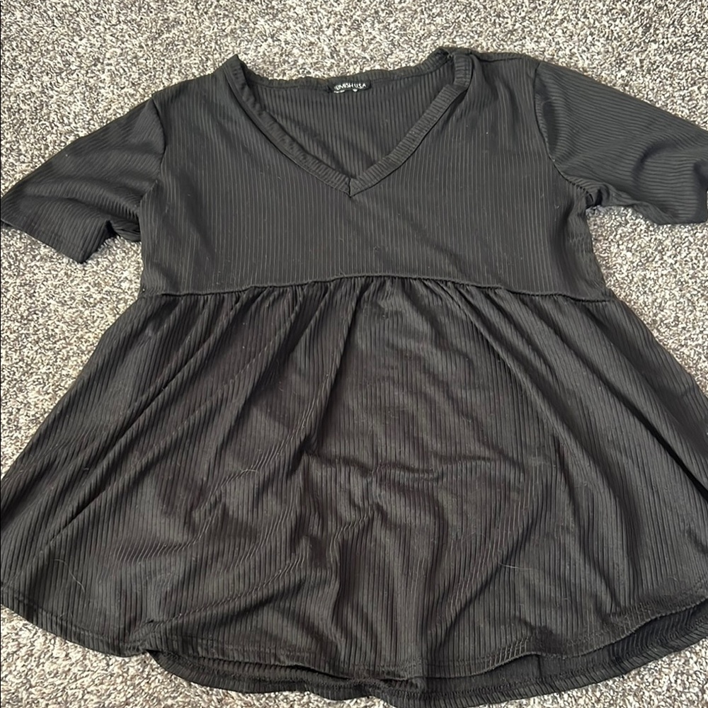 Black maternity shirt size small
